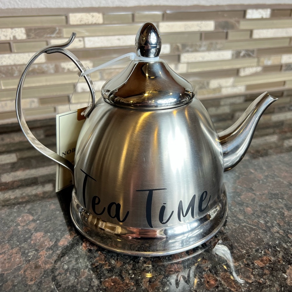 NWT Tea Time tea kettle teapot Nobili-Tea stainless steel
